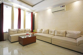 HOTEL ICONIC Near Delhi IGI International Airport